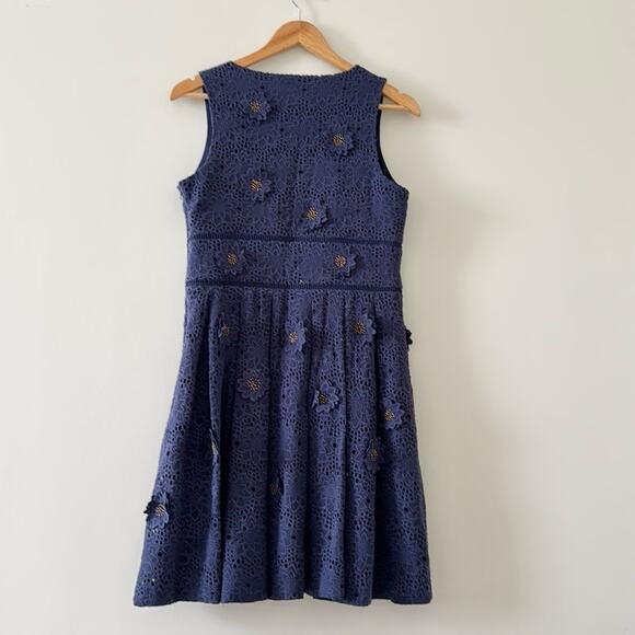 Michael Michael Kors Silk Studded Flower Appliqué Navy Blue Eyelet Dress Size 6 - Picture 5 of 7